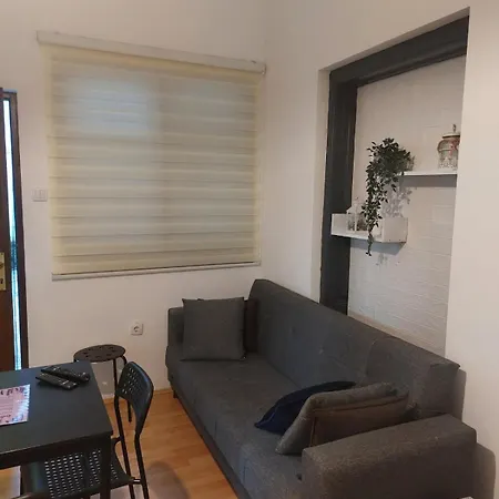 Janko Guest house *